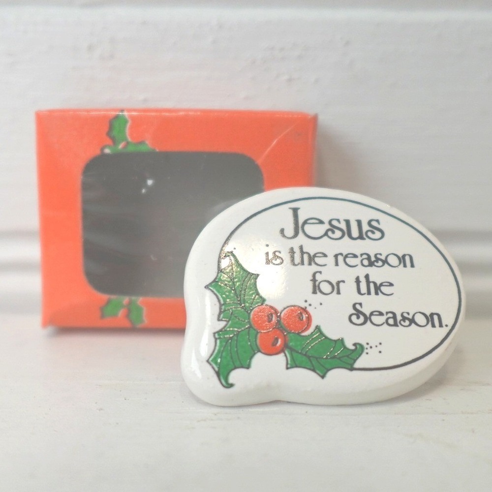 Vintage Christmas Pin Jesus is the Reason for the Season New in box Jewelry